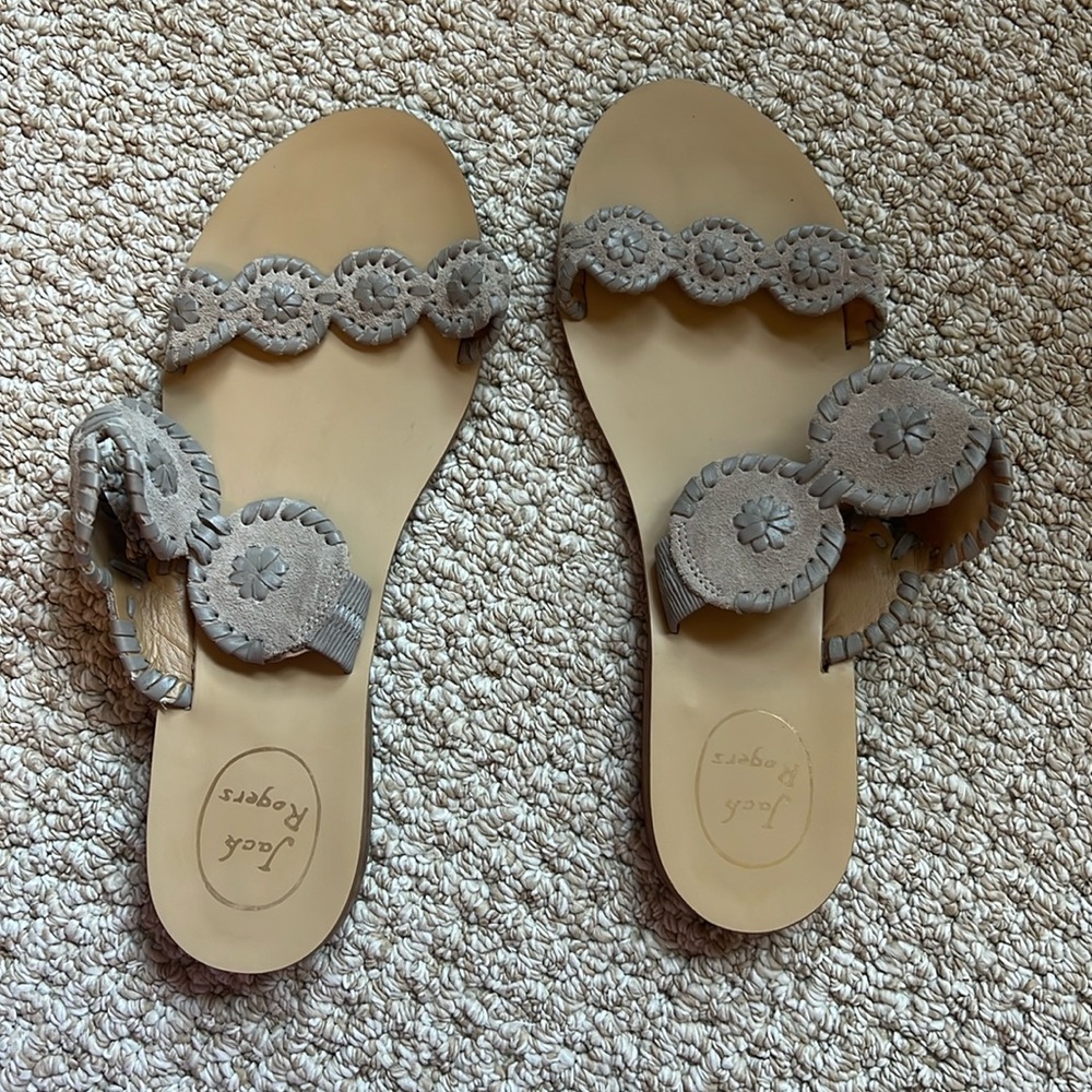 Practically brand new. Super cute!